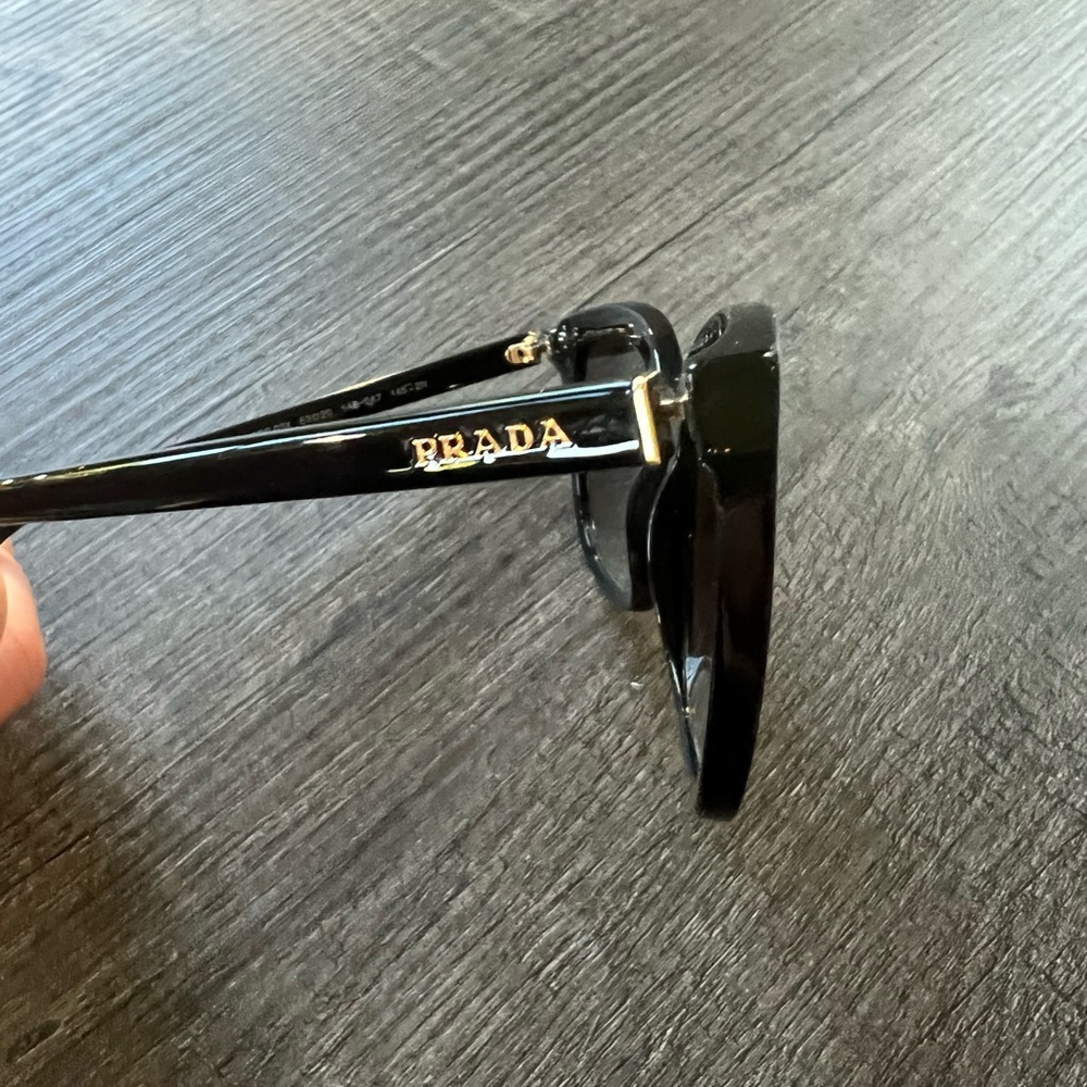 Women’s Prada Sunglasses - Picture 5 of 7